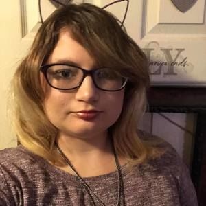 Meet your Posher, Caitlyn